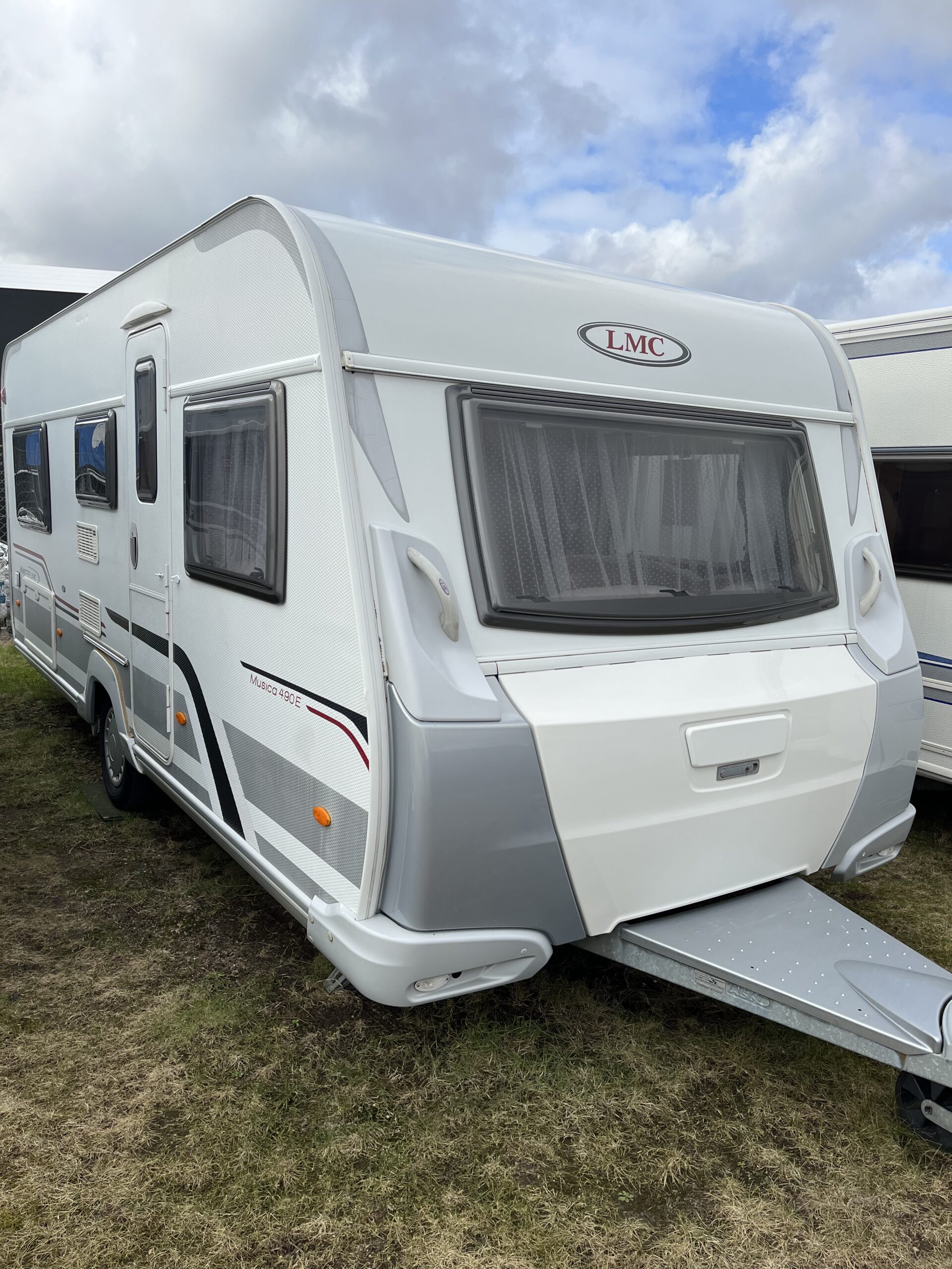 LMC Musica 490 E